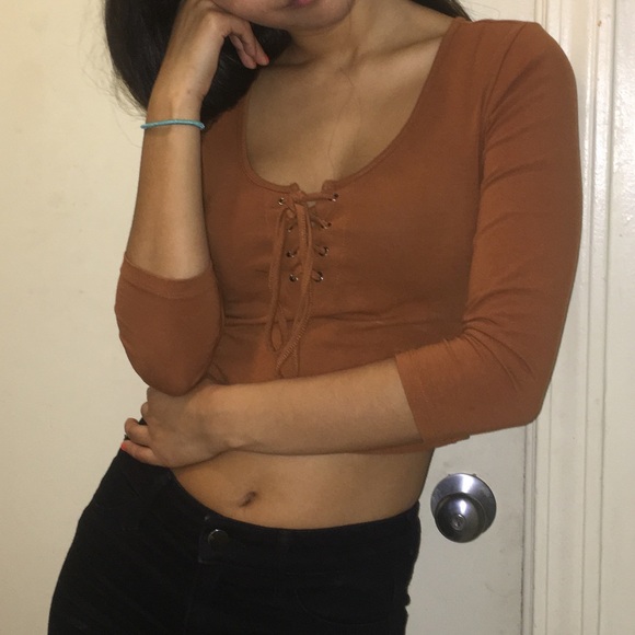 long sleeve crop top - Picture 1 of 3
